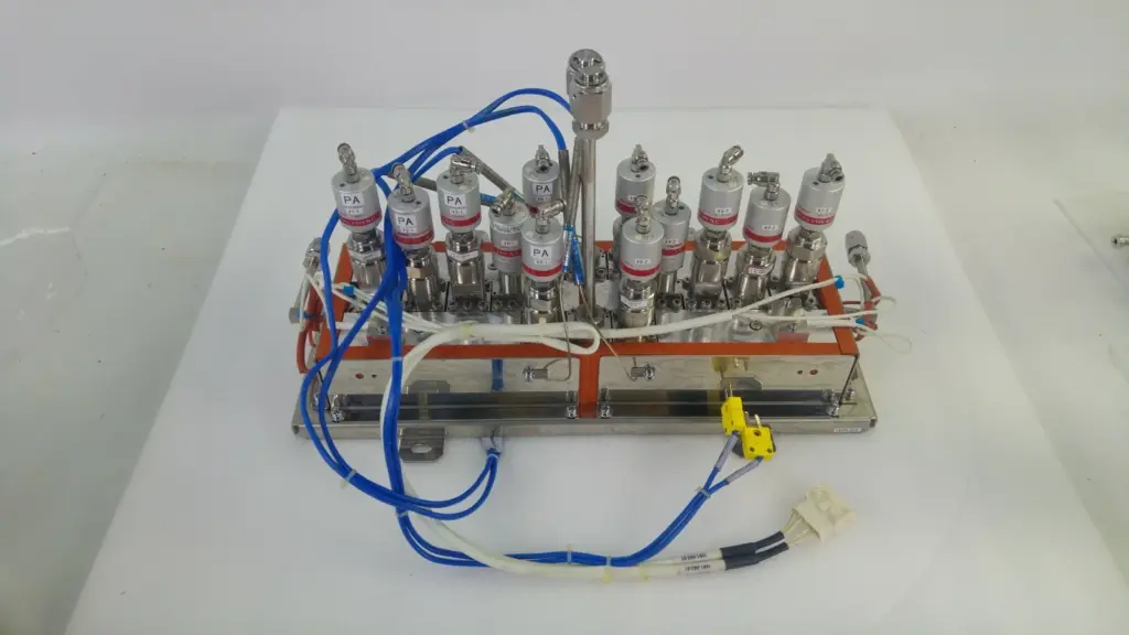 ASM gas box 1091-082-01 with Fujikin valves, blue thermocouple leads and yellow plugs