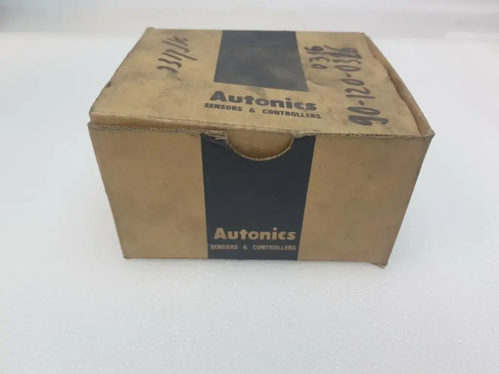 Autonics ENB-360-3-1 rotary encoder in its original Autonics carton