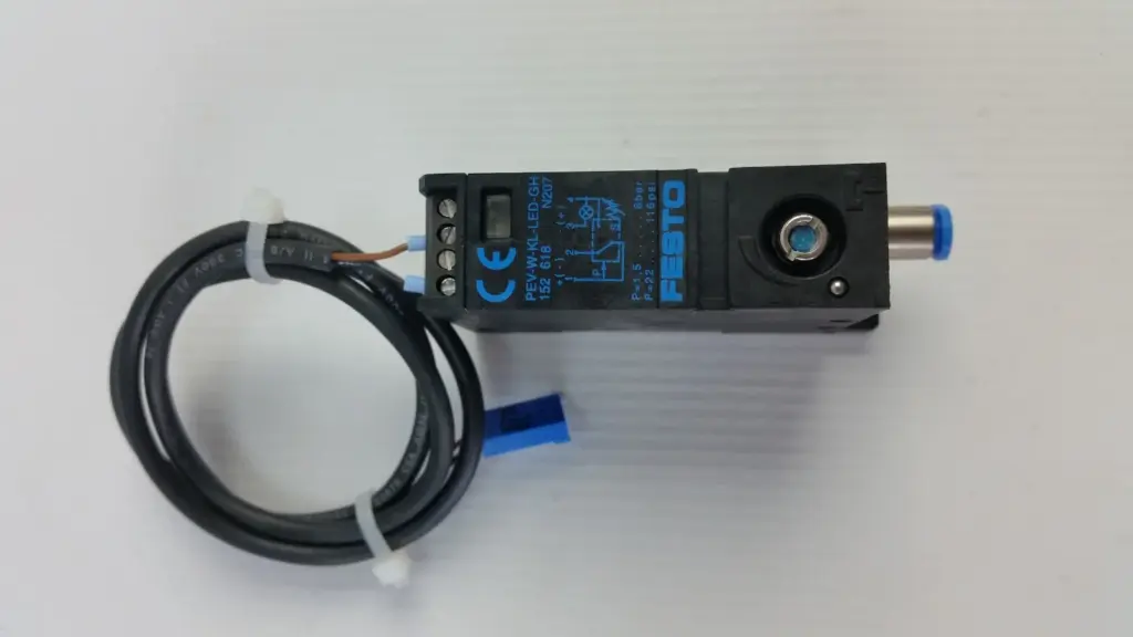 Festo PEV-W-KL-LED-GH pressure switch with cable and push-in fitting