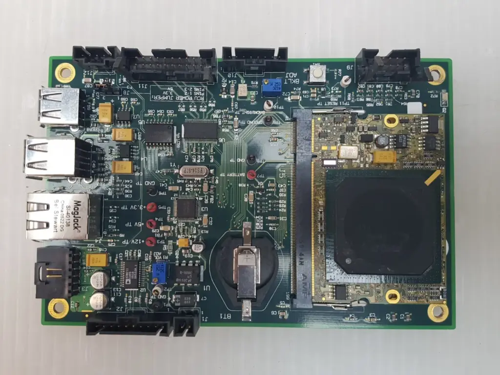 Lumenis Kontron 700-176 / 800-689 board with AMD Geode processor module installed