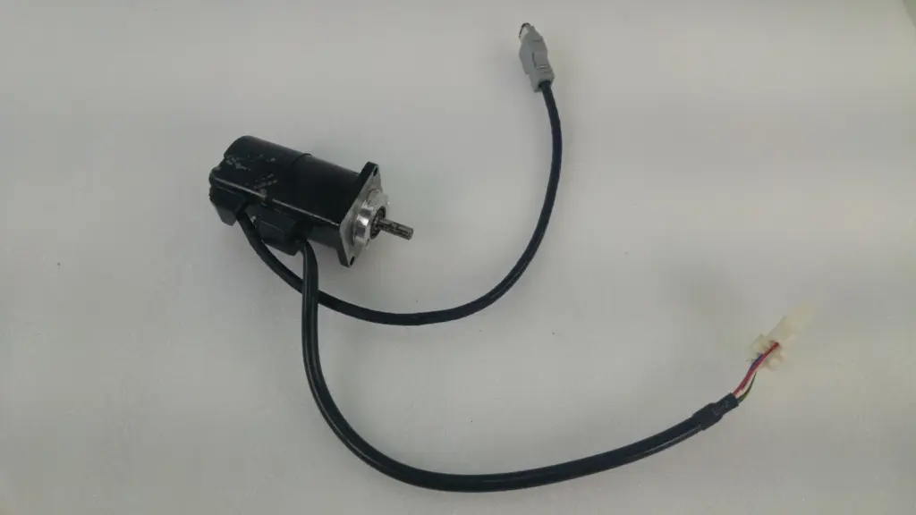 Yaskawa SGMAH-A3A1A4S-E 30 W servo motor with power and encoder leads