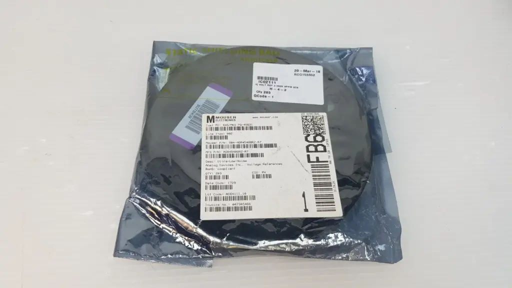 Analog Devices ADR4540BRZ-R7 reel in a static shielding bag with Mouser label, QTY 203, date code 1729