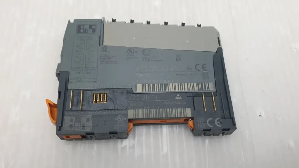 B&R X20 DC 4395 counter module Rev. I0 on X20 BM 11 bus module