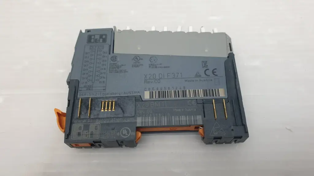 B&R X20 DI F371 Rev. C0 digital input module on X20 BM 11 bus module with X20TB1F terminal block