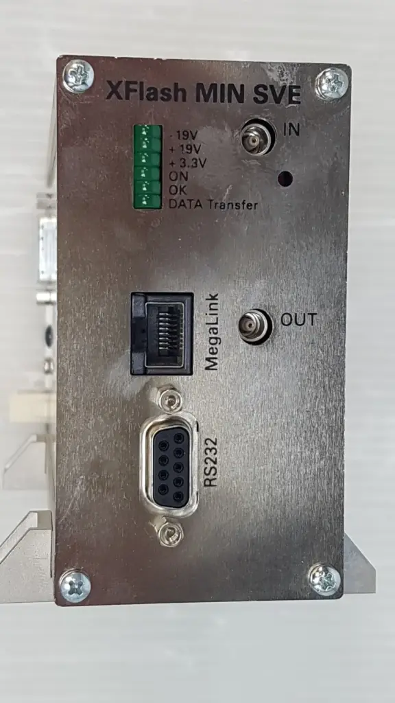 Bruker XFlash MIN SVE front panel with LEDs, IN/OUT coax, MegaLink and RS232 ports