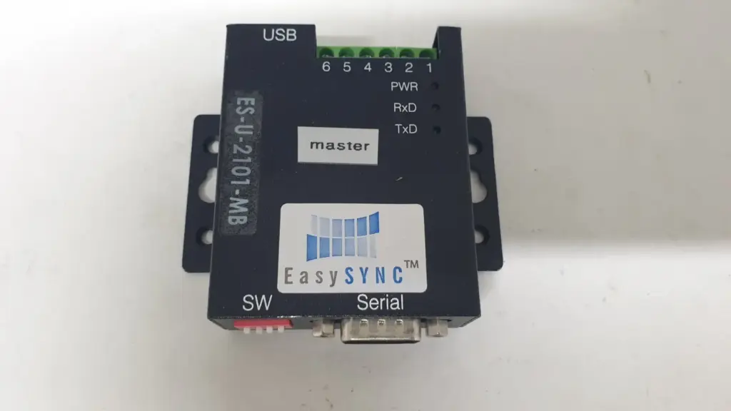EasySYNC ES-U-2101-MB isolated USB to serial converter, top view with terminal block, LEDs and DB-9