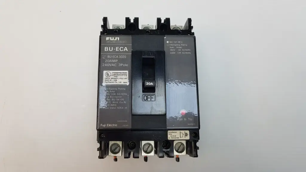Fuji Electric BU-ECA 3020 3-pole 20A 240VAC circuit breaker, front view