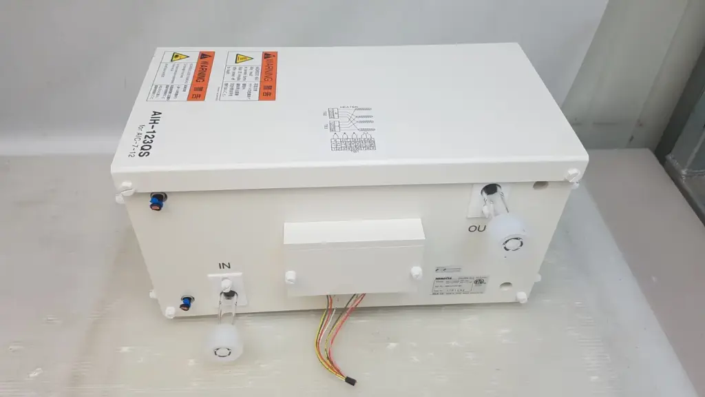 KELK Komatsu AIH-123QS inline chemical heater unit with IN and OUT quartz connections