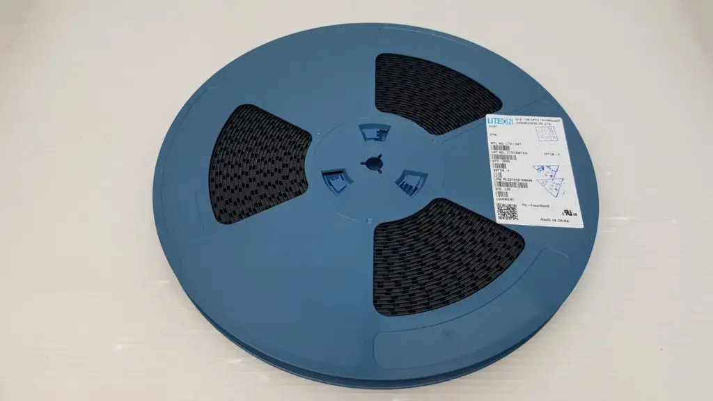 Lite-On reel of LTV-247 optocouplers, 2000 pcs, with factory label