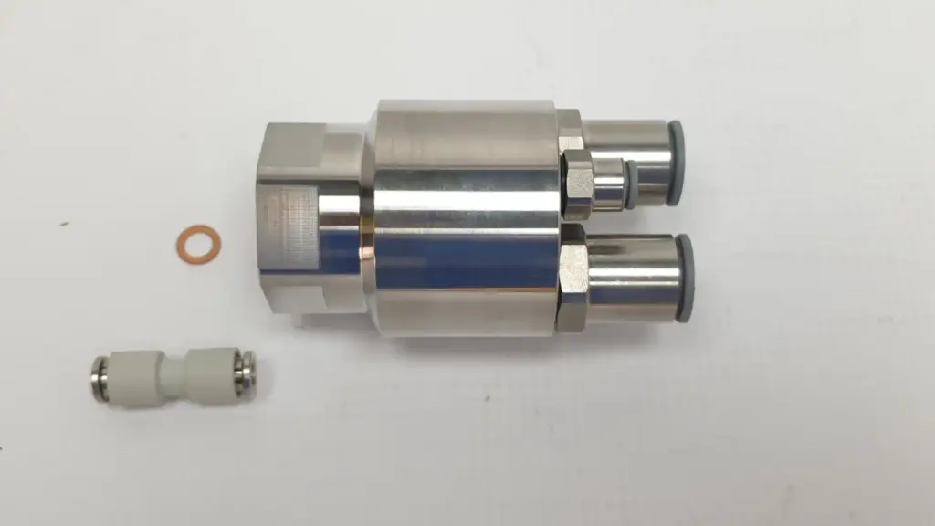 Lumenis water distributor SPNB151651 with straight union push-in fitting and copper washer