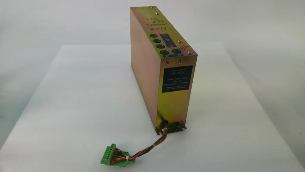 Mettler Toledo Line-Module ME-119030 with fuse holders and wiring harness