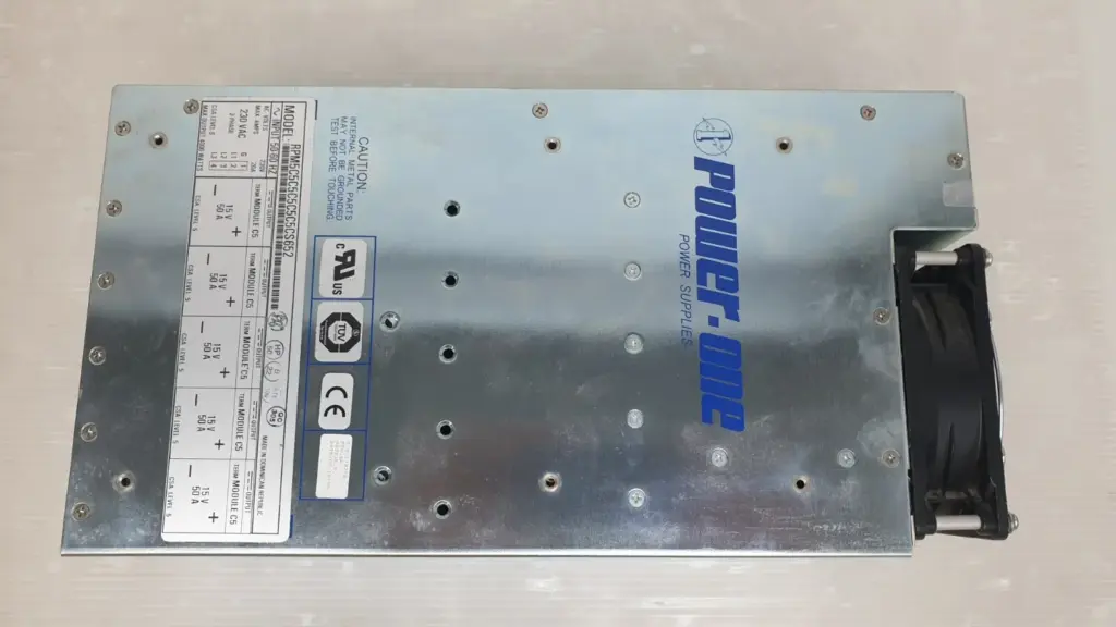 Power-One RPM5C5C5C5C5C5CS652 4000W power supply, top with model label and fan