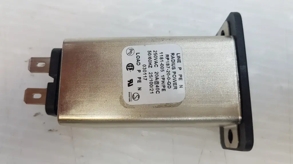 Radius Power RP187-20-0-QD filter label: 250VAC 20A@40C, 50/60Hz, 1181-005