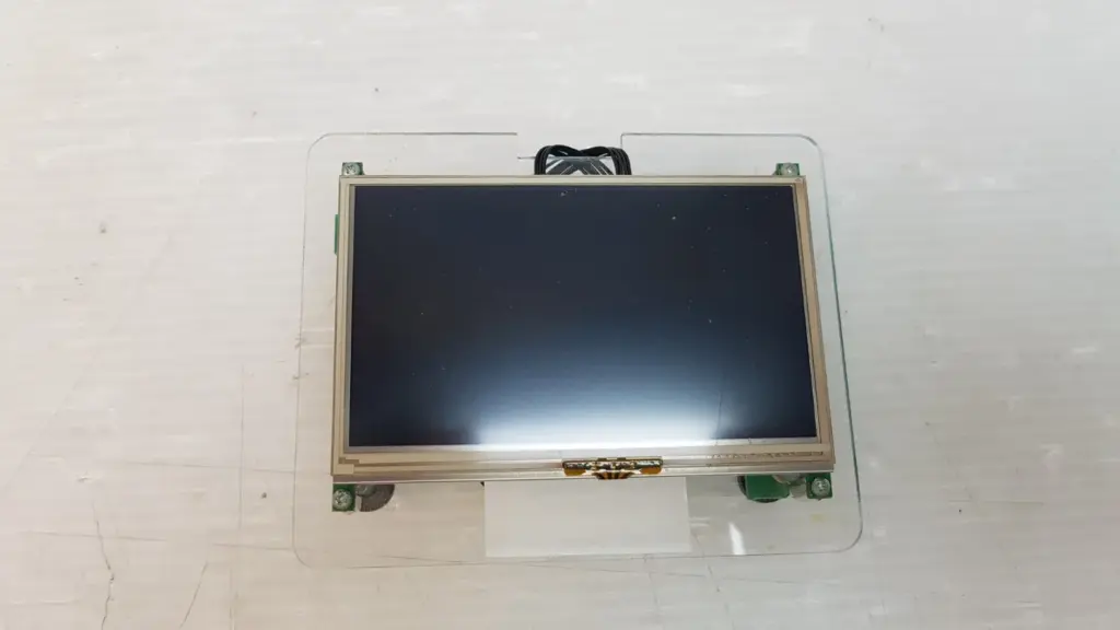 Reach Technology touch screen LCD on clear acrylic stand, label PN 52-0006-04
