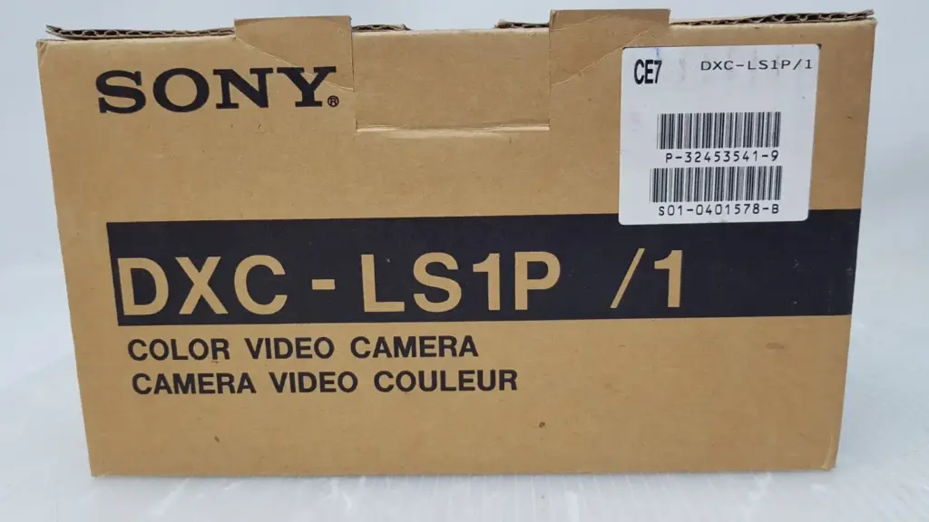 Sony DXC-LS1P/1 color video camera box with label