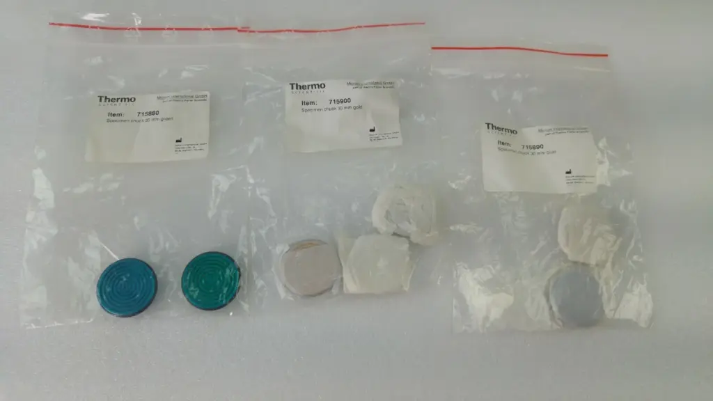 Thermo Scientific 30mm specimen chucks 715880 green, 715900 gold and 715890 blue in labeled bags