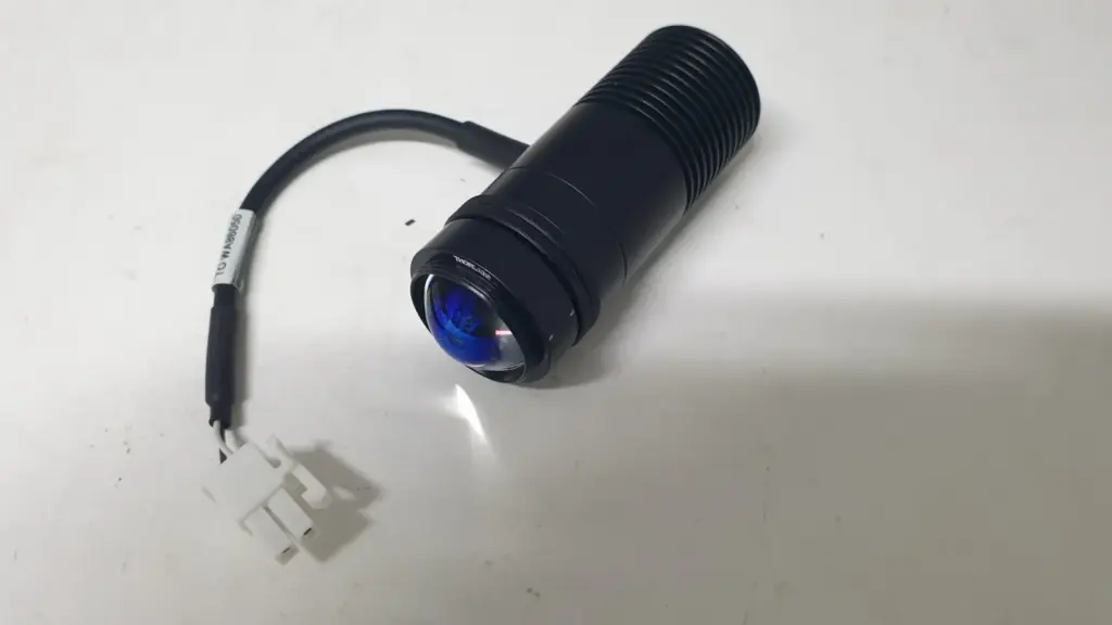 Thorlabs M940L3 940 nm mounted LED with lens ring and short cable ending in a white plug